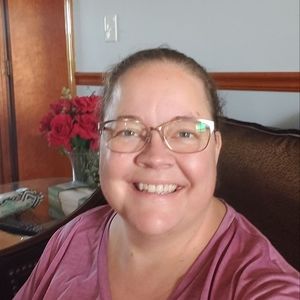 Meet your Posher, Debbie